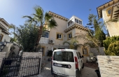 1-14790/79, 4 Bedroom 3 Bathroom Villa in La Zenia