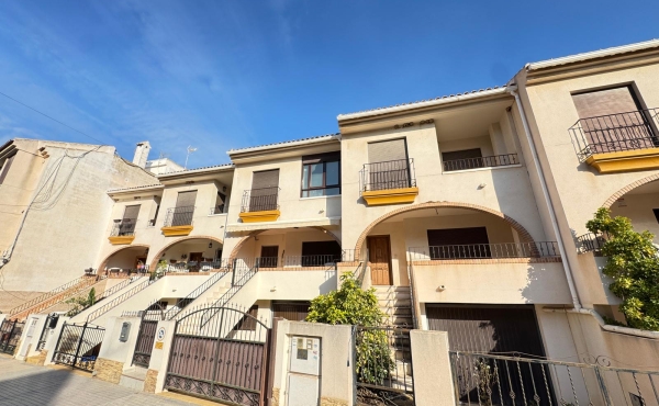 3 Bedroom 2 Bathroom Townhouse in San Miguel De Salinas